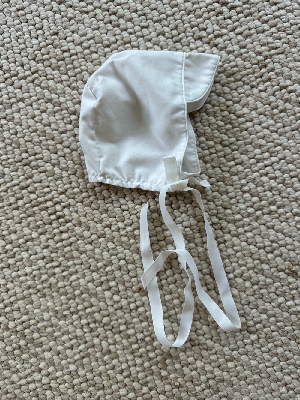 Classic White Baby Bonnet with Ties 601